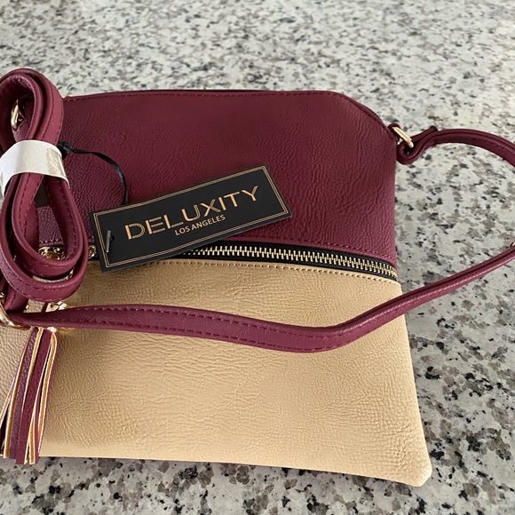 NWT DELUXITY LOS ANGELES HANDBAG - Picture 2 of 5